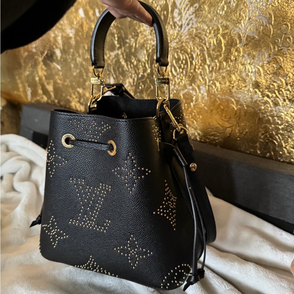 RARE Louis Vuitton Neonoe BB in studded leather
